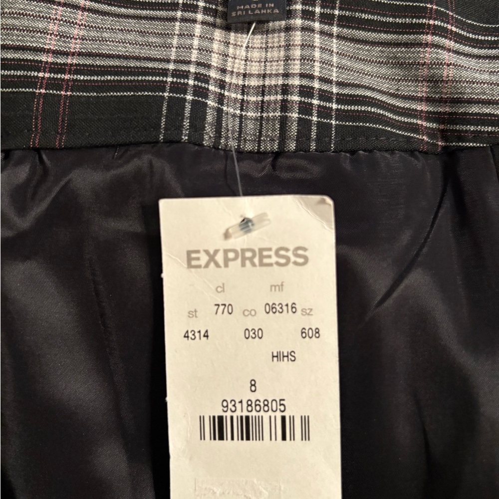 NWT Express Black and White Plaid Pencil Skirt - Picture 2 of 3
